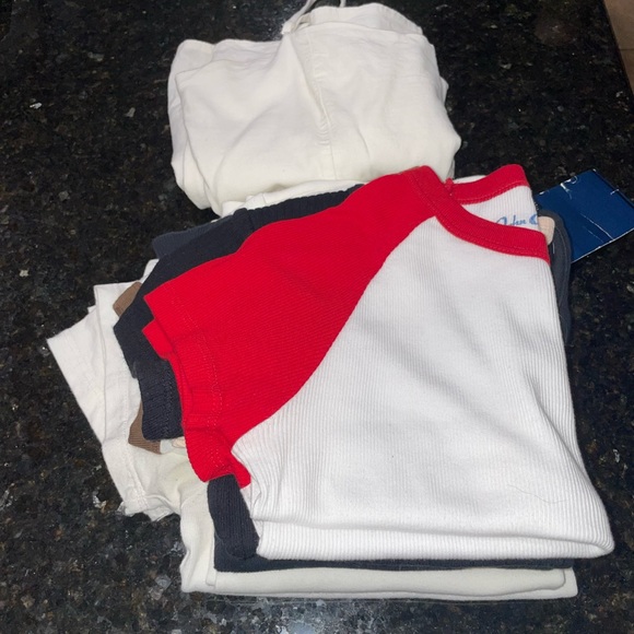 Brandy Melville Bundle - Picture 1 of 5